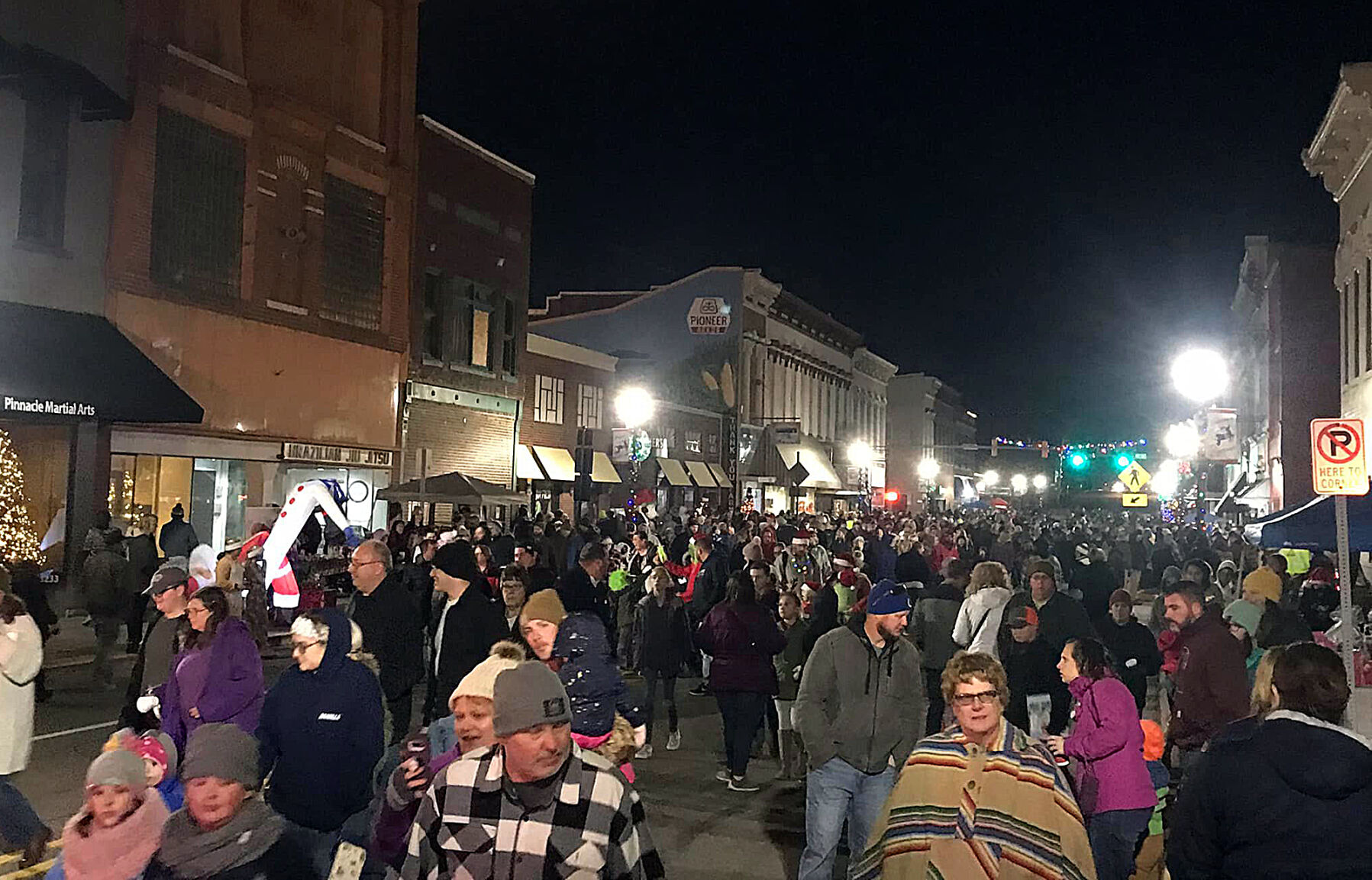 CHRISTMAS ON MAIN